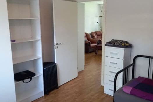 Rum i fin 4:a på Tomtebo, allt ingår