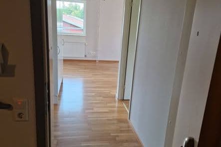 Ljus 2a med balkong på Tomtebo