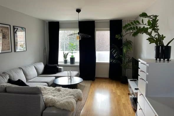 Möblerad 2:a med uteplats – Mariehem