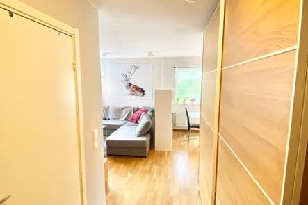 Möblerad 2:a på Tomtebo – inflytt nu