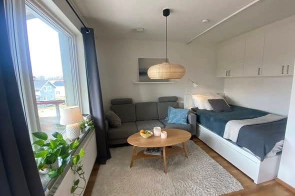 Möblerad 1:a på Haga med balkong